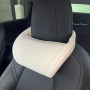 Accessoires Tesla Model S, coussin appuie-tête blanc en situation.